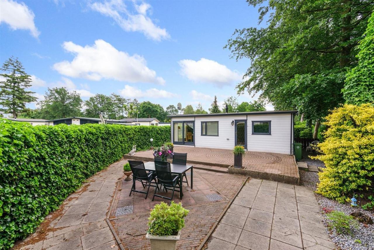 Charmant Chalet Te Voorthuizen Zewnętrze zdjęcie